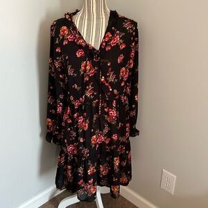 Emma & Michelle Floral Dress Size Small